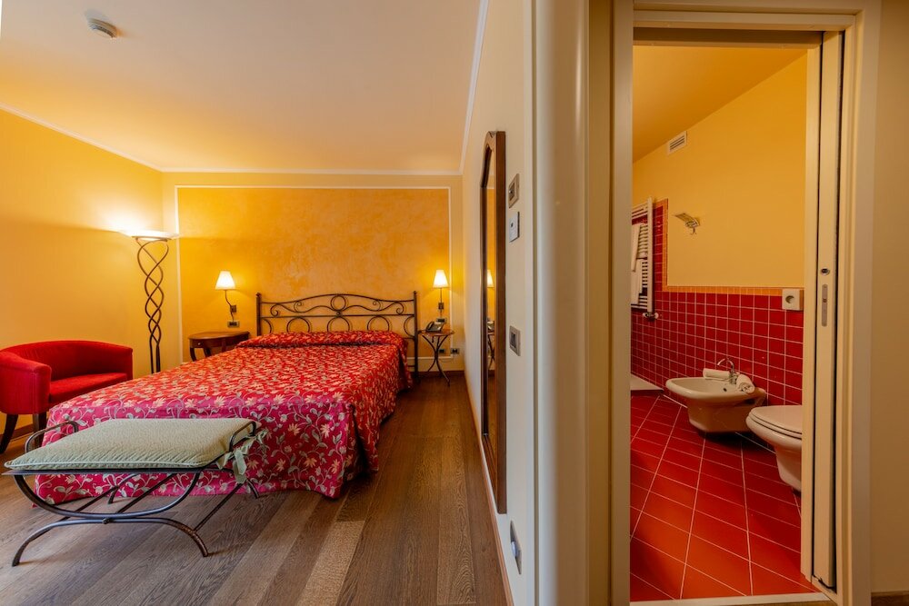 Фото La Darsena Boutique Hotel & Restaurant