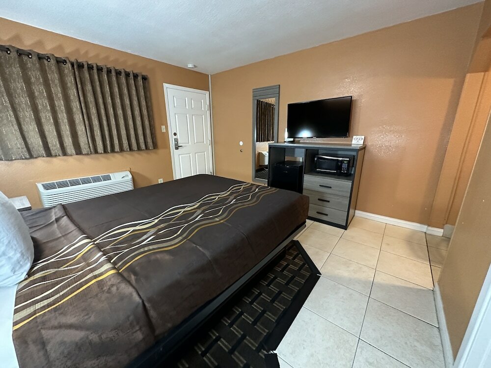 Фото New Corral Motel