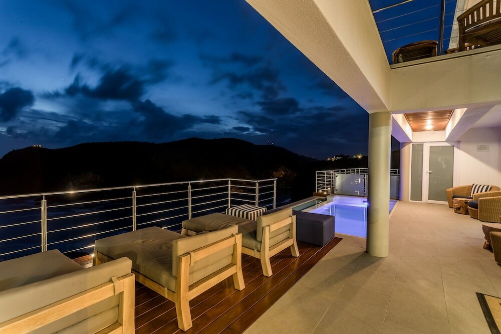 Фото Head over Hills Luxury Retreat