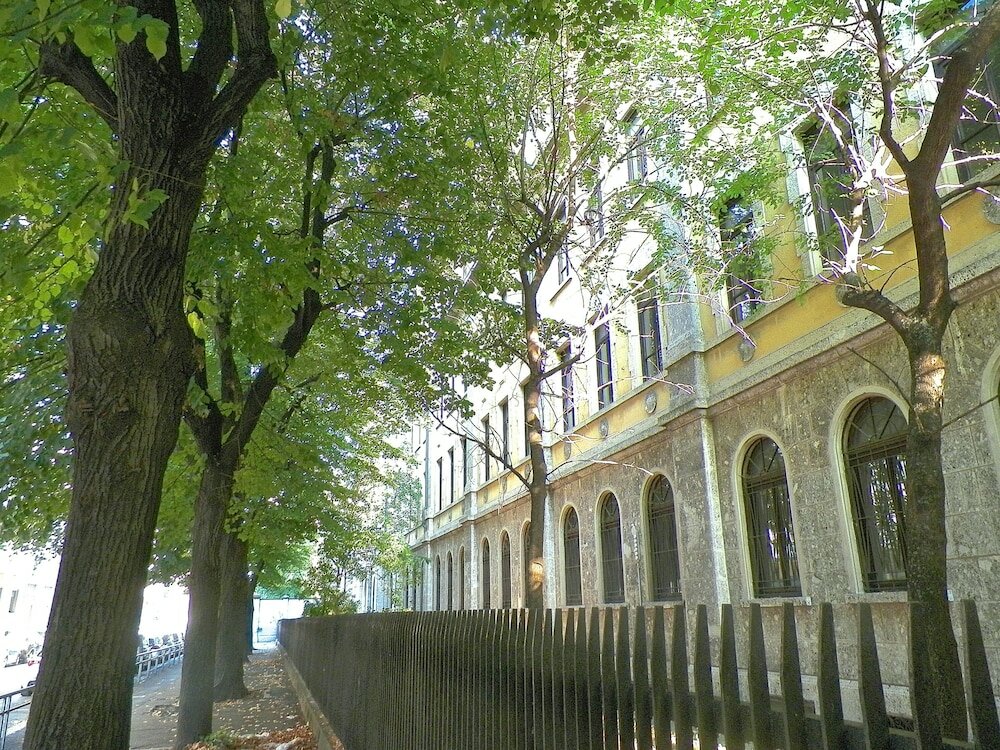 Фото Aiello Suites Executive