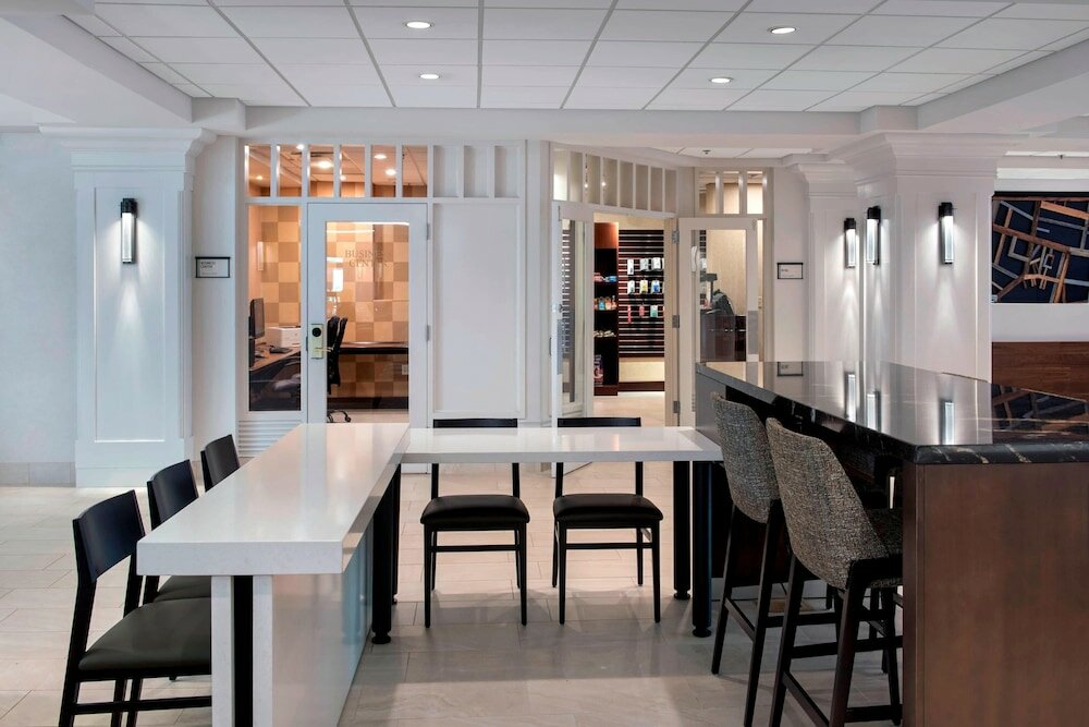 Фото Boston Marriott Peabody