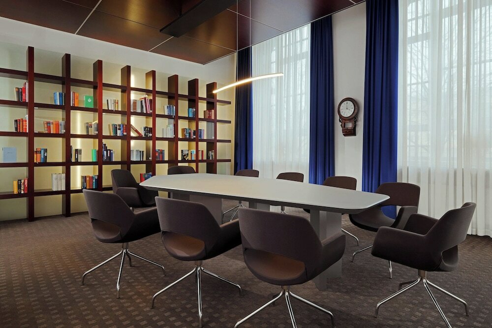 Фото Sheraton Hanover Pelikan Hotel