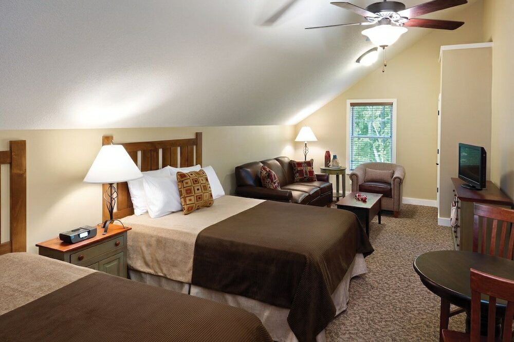 Фото Arrowwood Resort at Cedar Shore