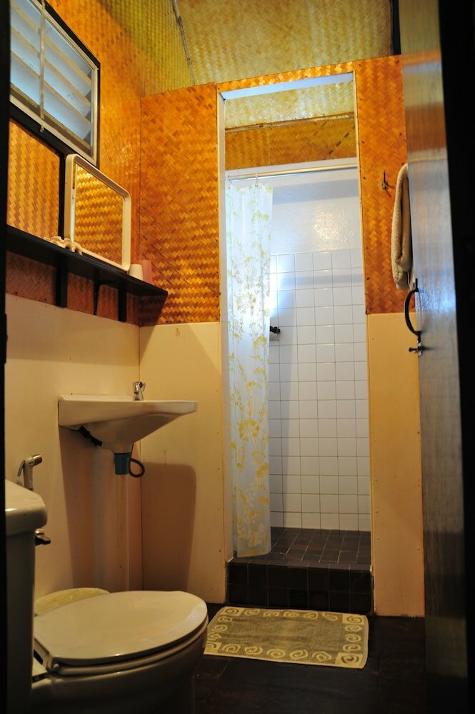 Фото Naiya Beach Bungalow