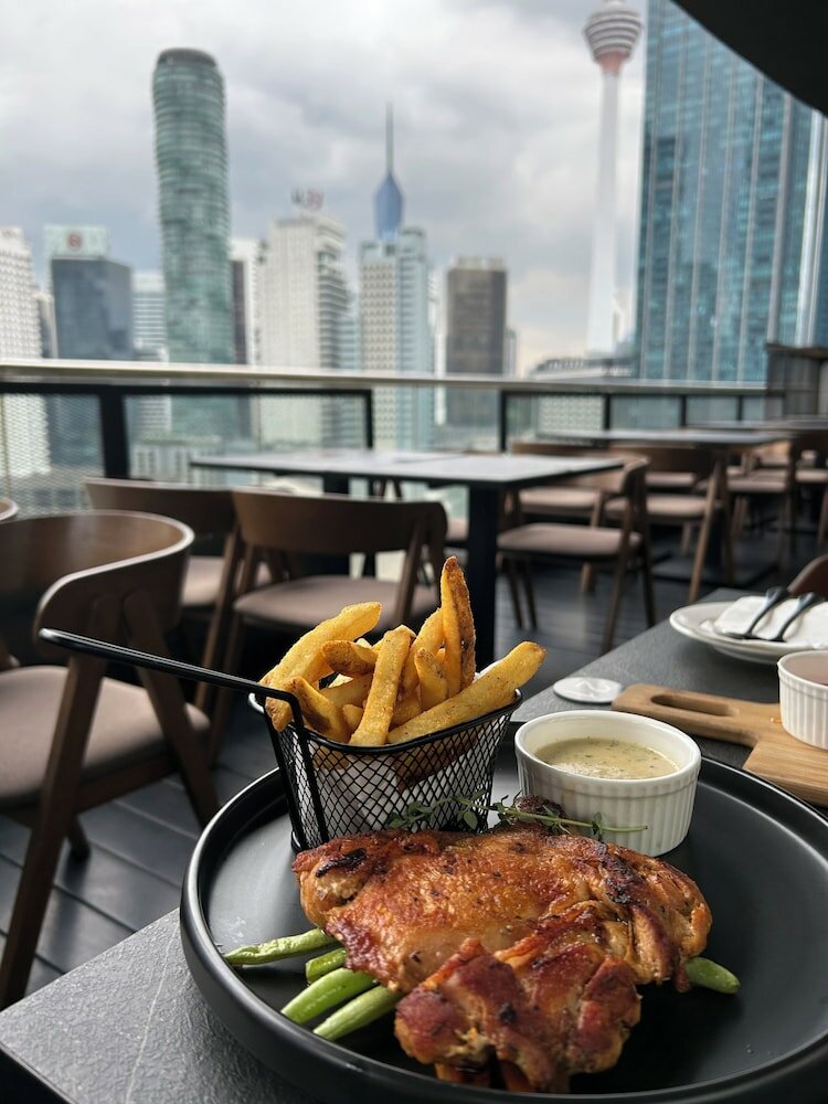 Фото Hotel Maya Kuala Lumpur