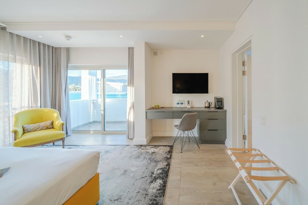 Фото One Marine Drive Boutique Hotel