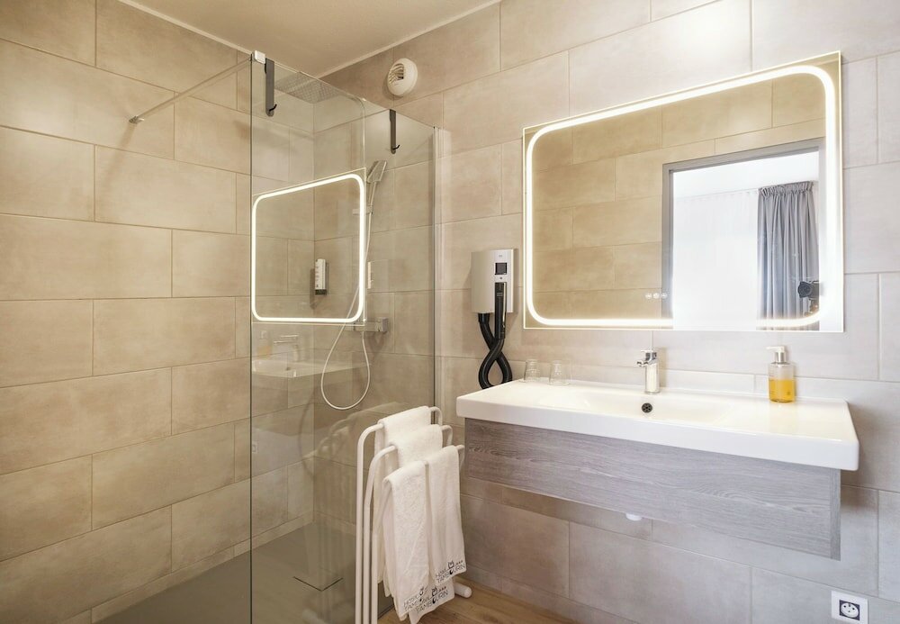 Фото Hotel Tambourin