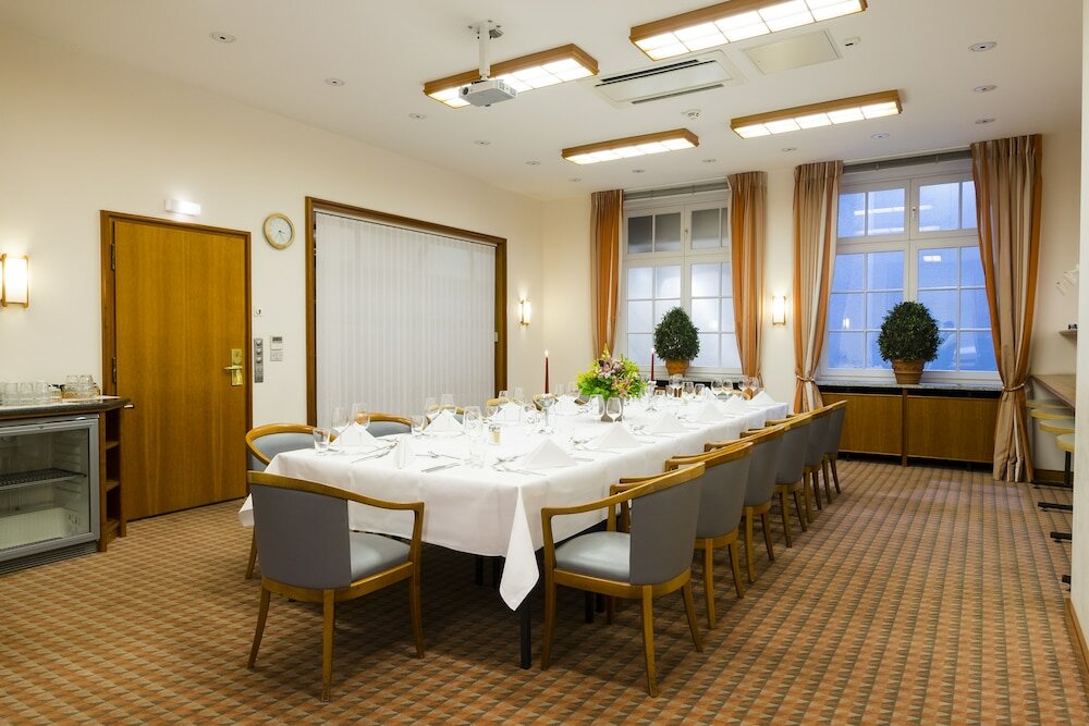 Фото Hotel Baseler Hof