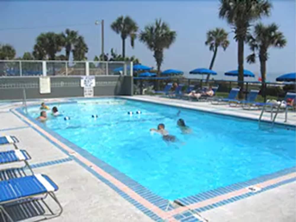 Фото Boardwalk Beach Resort