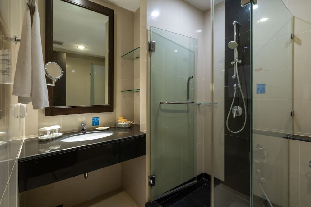 Фото Cape Racha Hotel