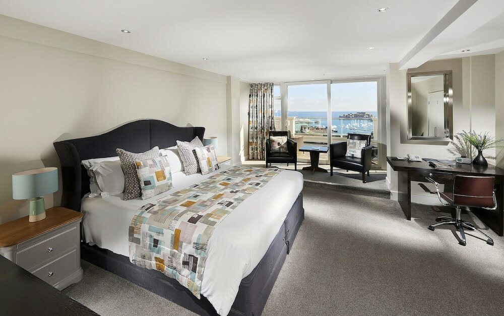 Фото La Fregate Hotel