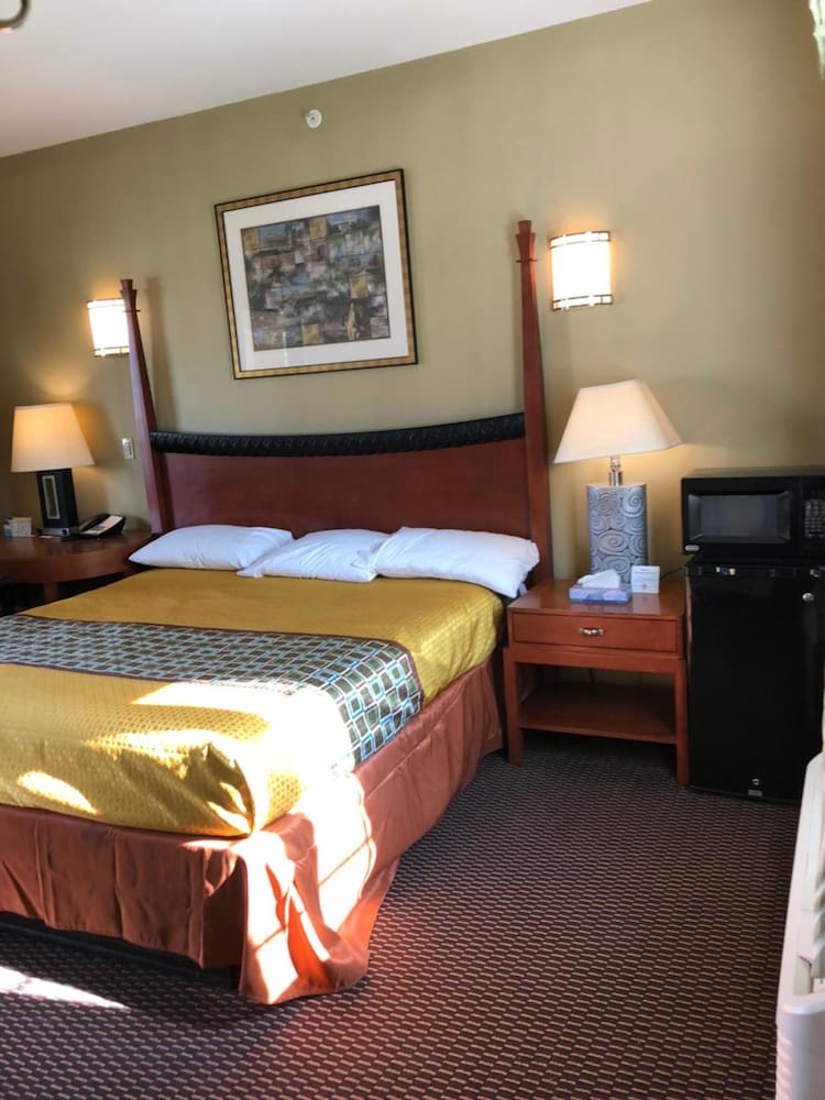 Фото Budget Inn Williamsport