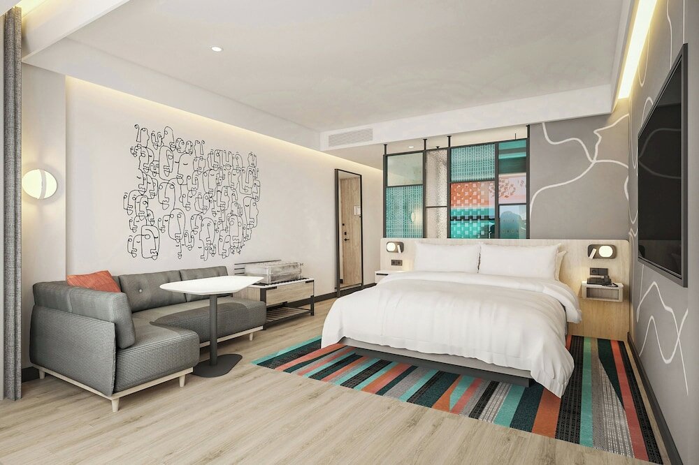 Фото Aloft Bali Kuta at Beachwalk