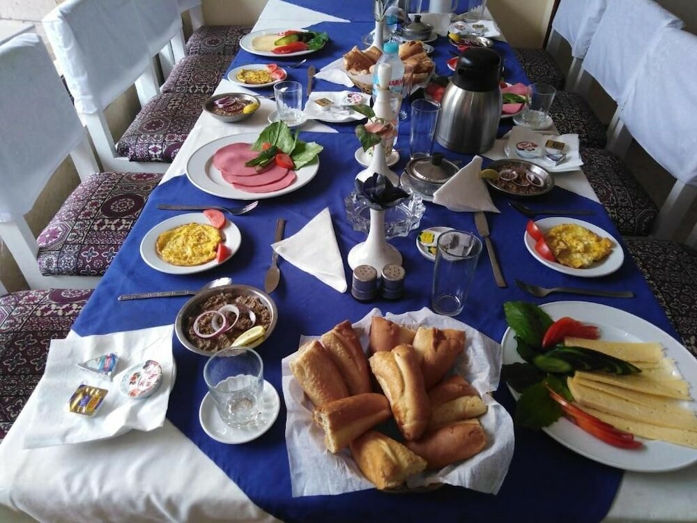 Фото Shady Hotel