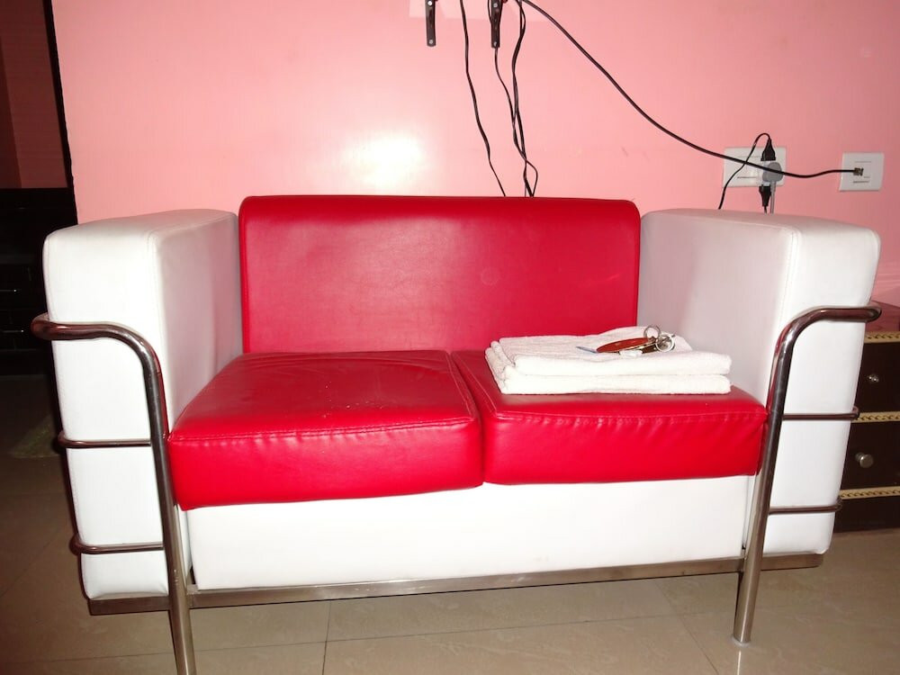 Фото Hotel Viraat Inn