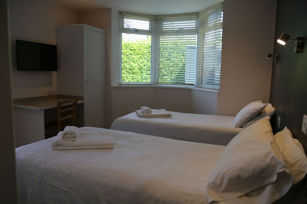 Фото Debden Guest House