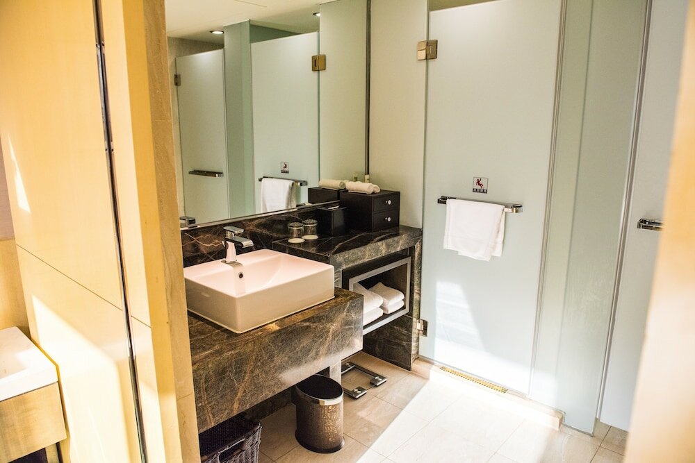 Фото Courtyard by Marriott Shanghai Pudong