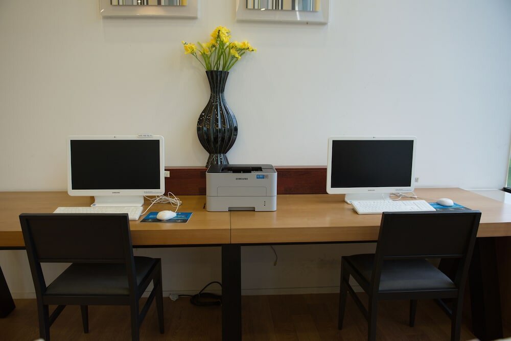 Фото Crown Hotel Changwon