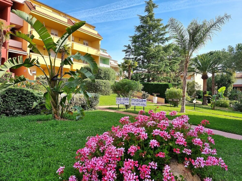 Фото Loano 2 Village