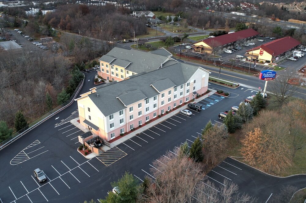 Фото Fairfield by Marriott Inn & Suites Edison South Plainfield