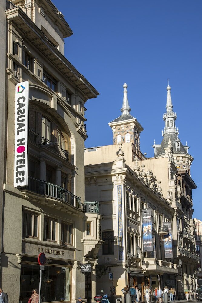 Фото Casual Madrid del Teatro