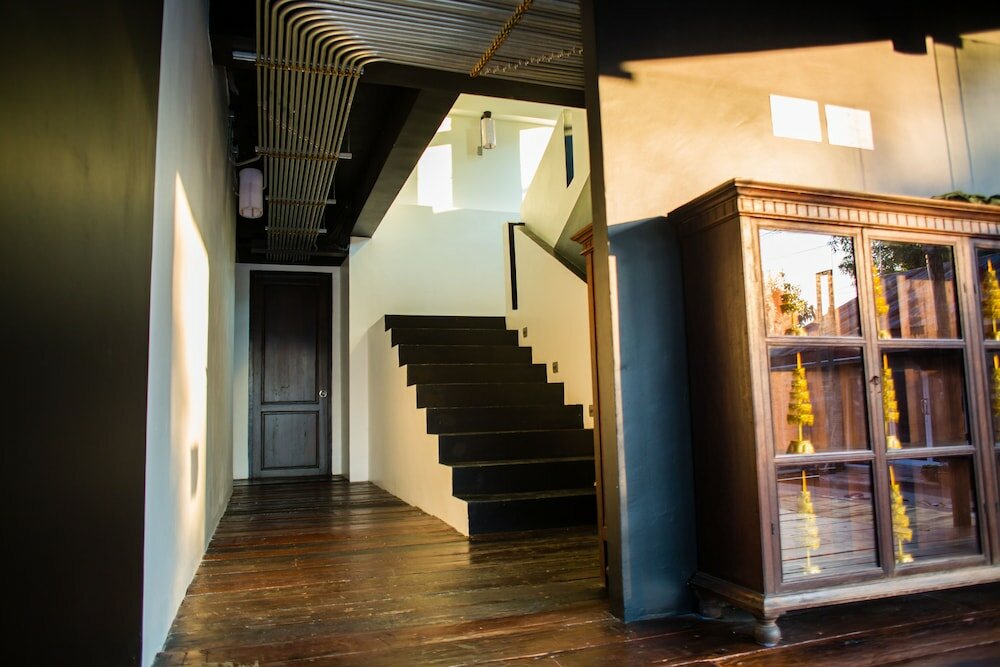 Фото Trat 101 Waterfront Hotel