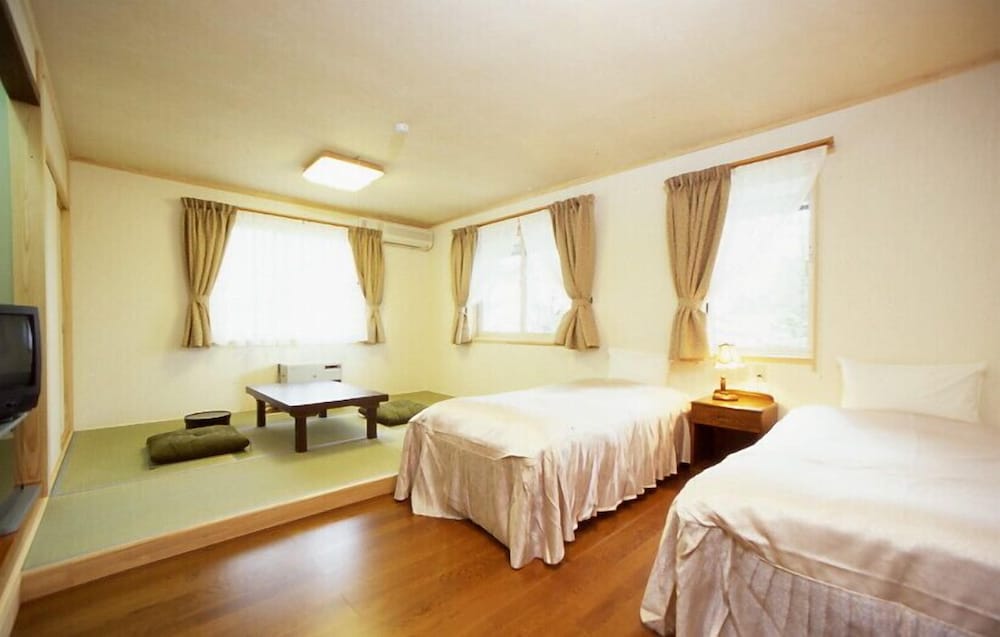 Фото Petit Hotel Enchante