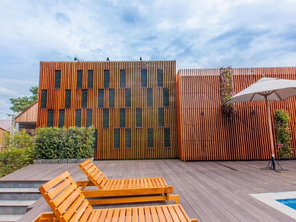 Фото Loftmania Boutique Hotel