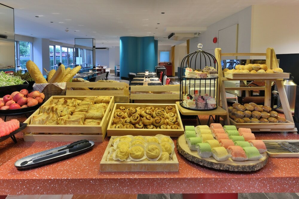 Фото The Grass Serviced Suites