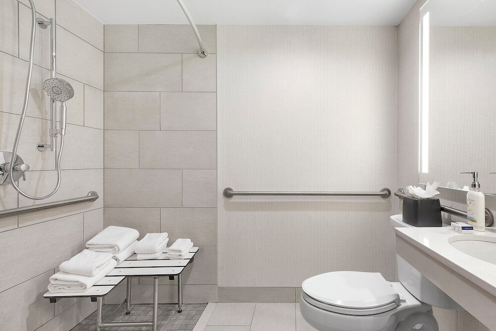 Фото Holiday Inn Manhattan 6th Ave - Chelsea