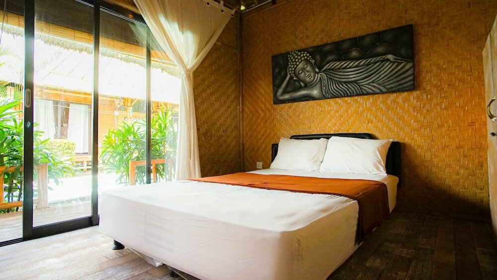 Фото Moon Bamboo