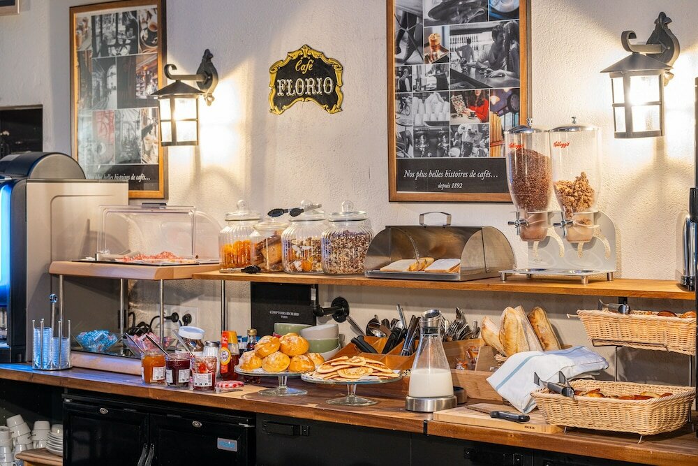 Фото The Originals Boutique, Hôtel Le Marignan, Le Havre Centre Gare