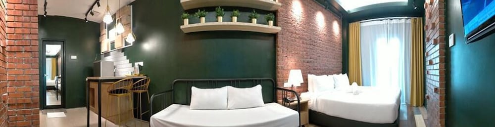 Фото Smile Hotel Wangsa Maju