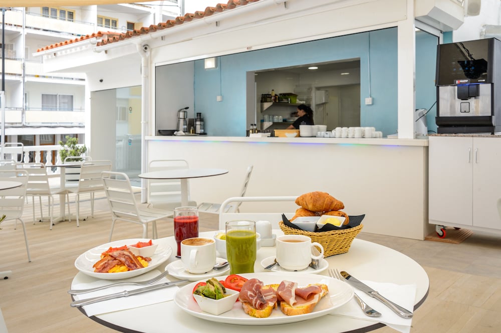 Фото Hotel Playasol Lei Ibiza - Adults Only