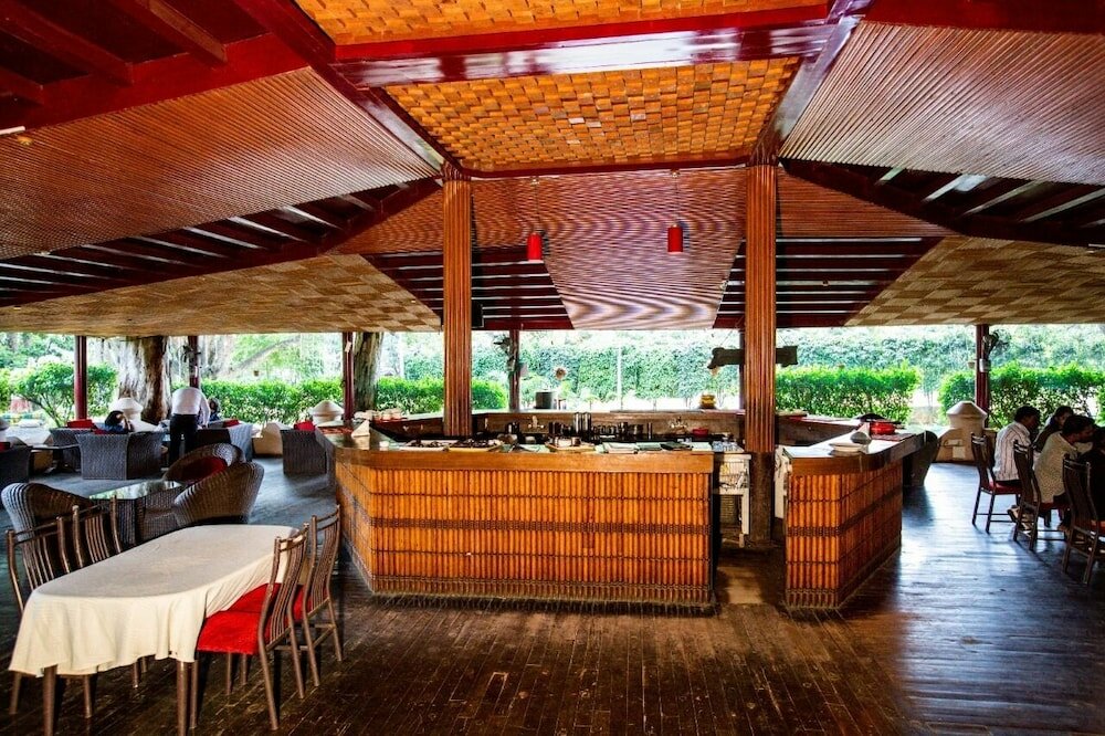 Фото Отель Jayamahal Palace