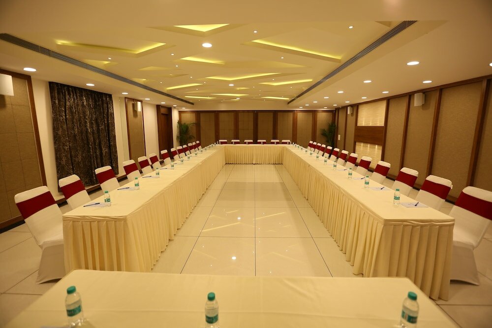 Фото West Fort Hotel