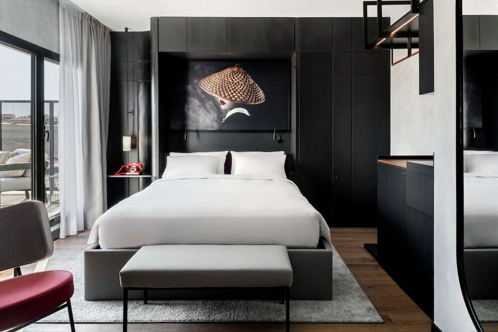 Фото Radisson Red Madrid