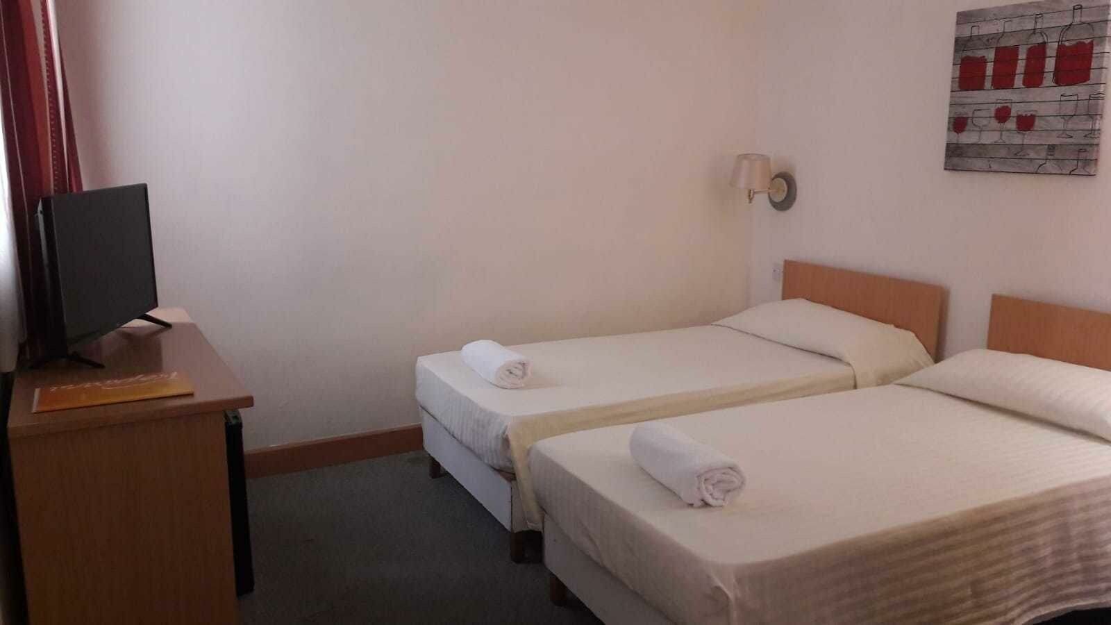 Фото Tropicana Hotel