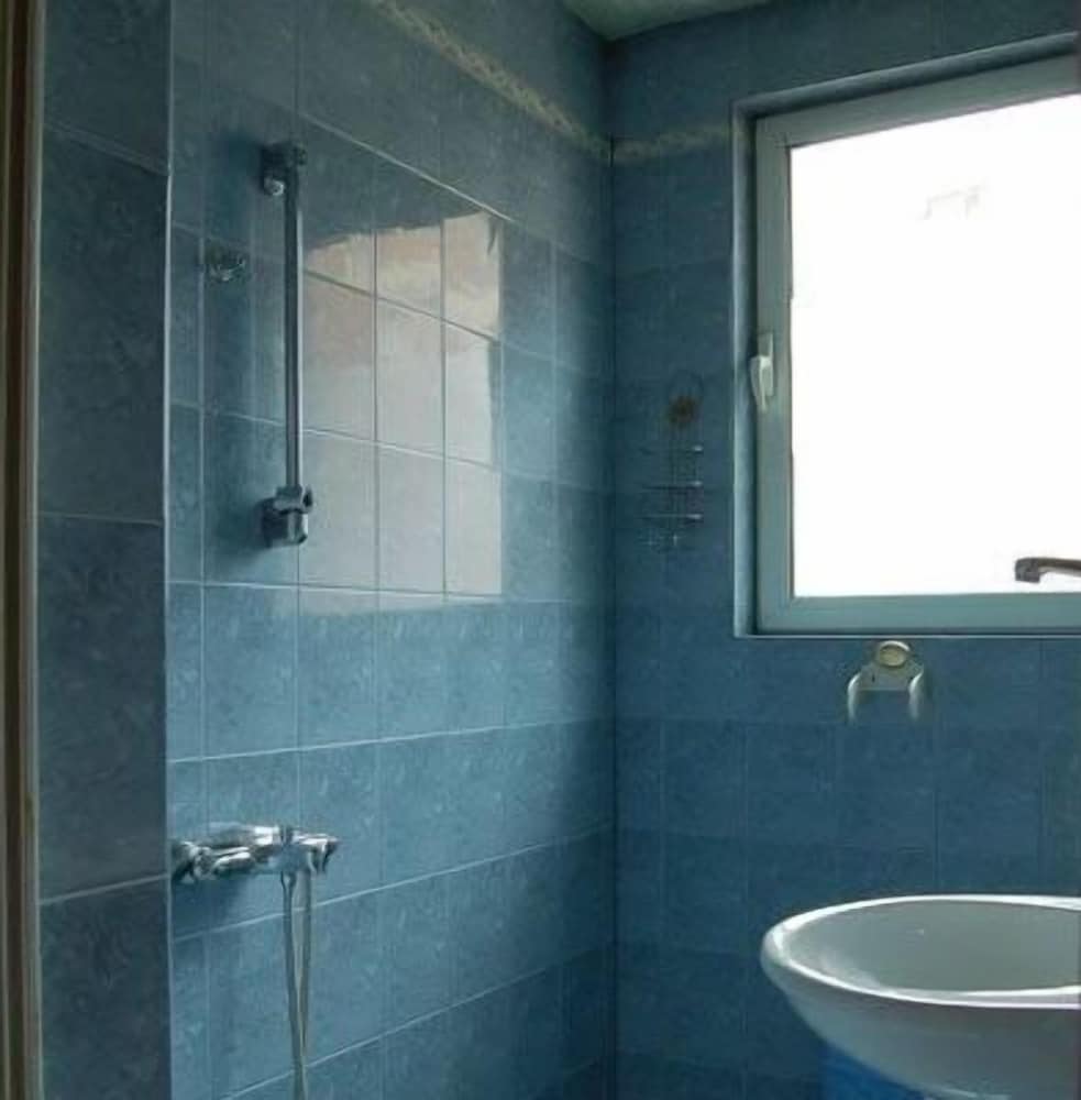 Фото Pop Bogomil