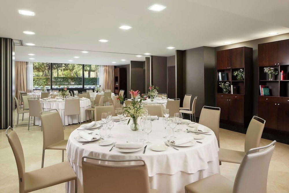 Фото NH Madrid Ribera del Manzanares