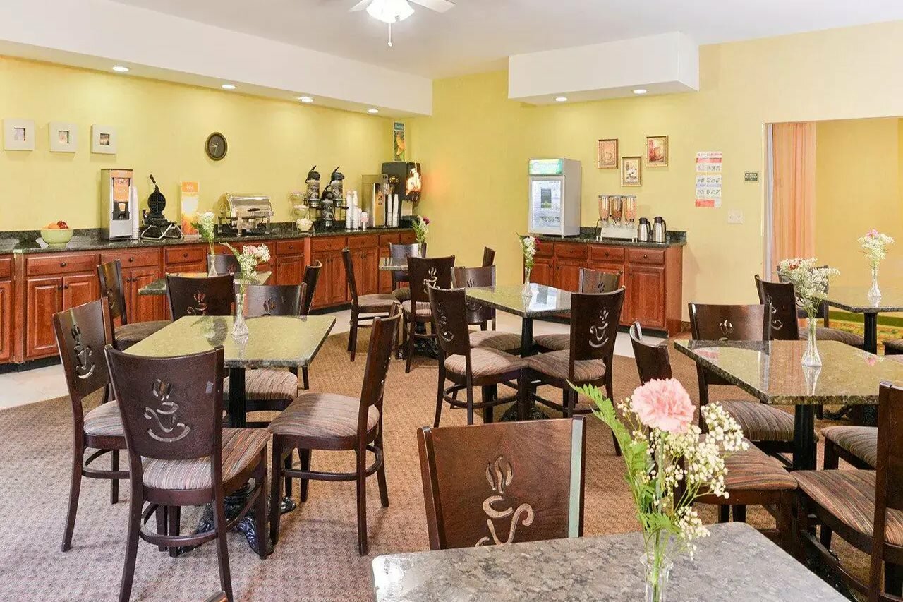 Фото Quality Suites