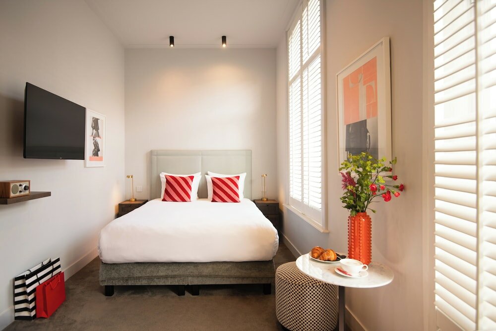 Фото Pillows Anna van den Vondel