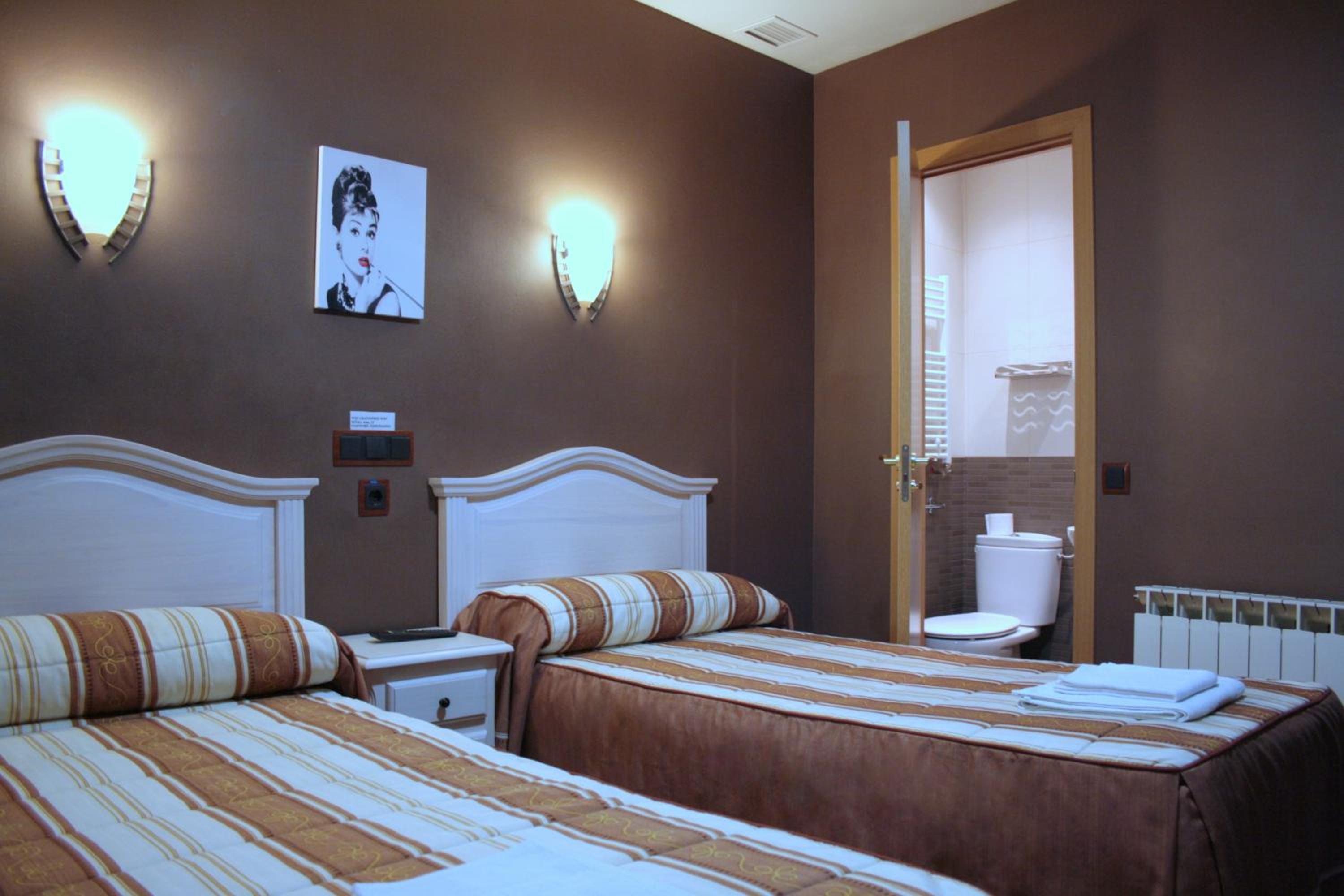 Фото Hostal Regio