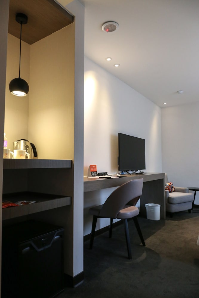 Фото Wonstar Hotel Zhong Hua