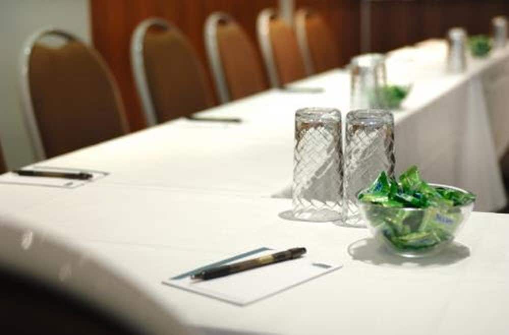 Фото Comfort Hotel Melbourne Central