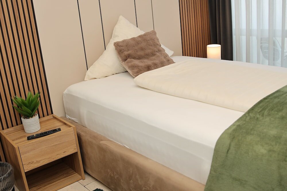 Фото Отель Hafez Bad Salzuflen