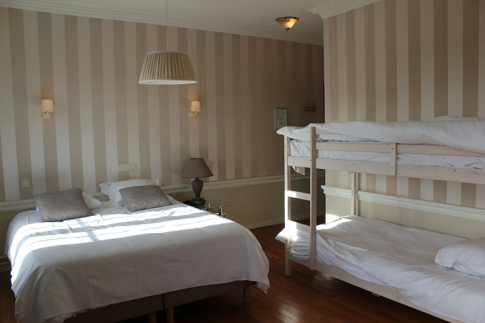 Фото Hotel Lodewijk Van Male