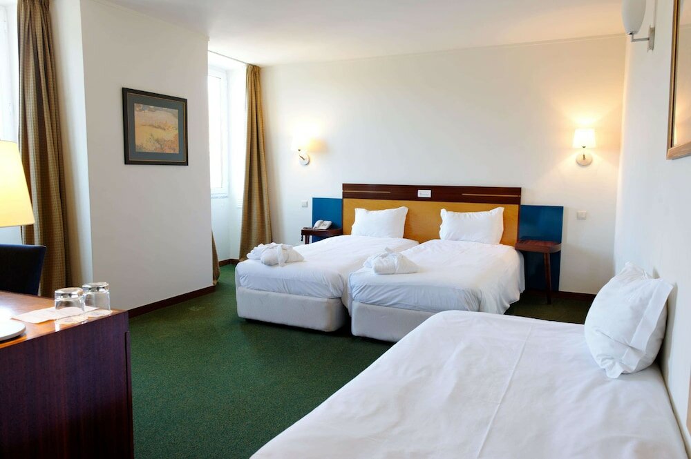 Фото Golden Tulip Braga Hotel