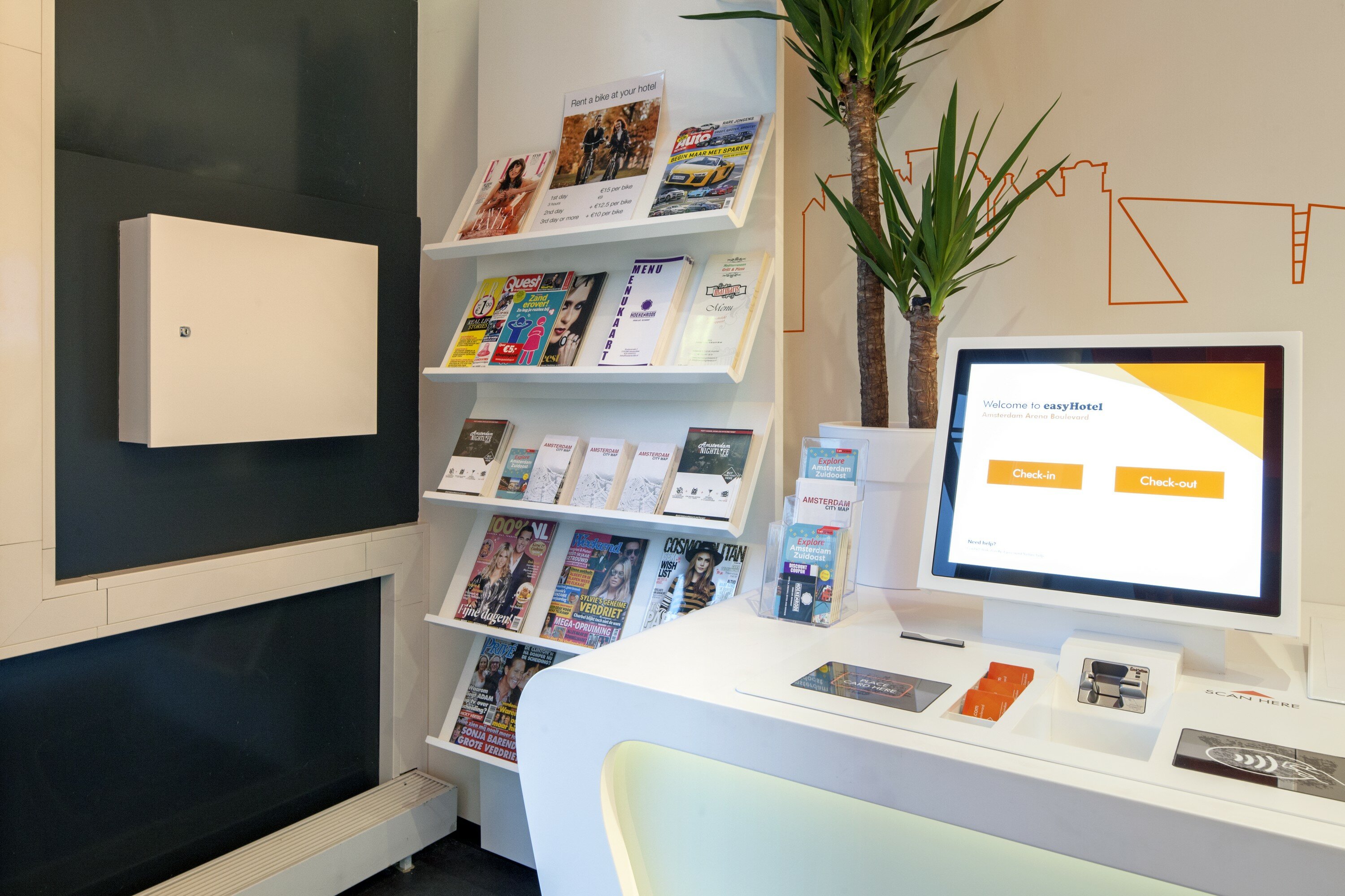 Фото EasyHotel Amsterdam Arena Boulevard