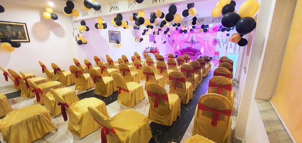 Фото Hotel Gupta Inn